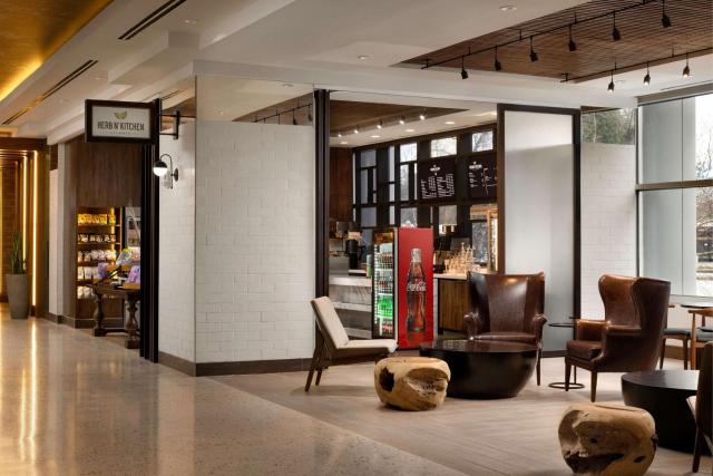 Hilton Atlanta Airport — photo 9