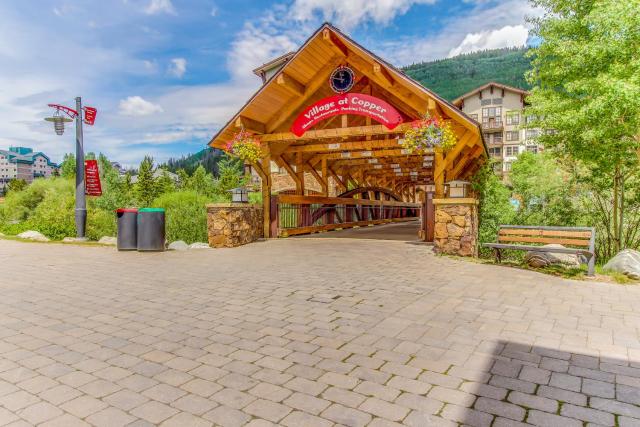 Tucker Mountain Lodge — photo 24