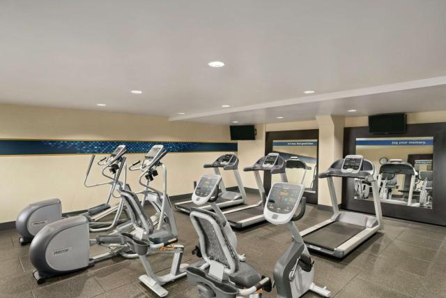 Hampton Inn Portland Airport — photo 15