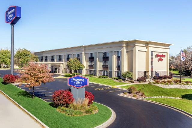 Hampton Inn Milwaukee Airport — photo 7