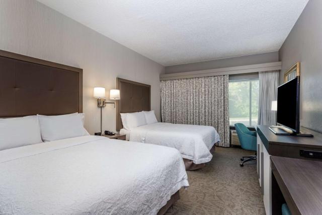 Hampton Inn Milwaukee Airport — photo 18