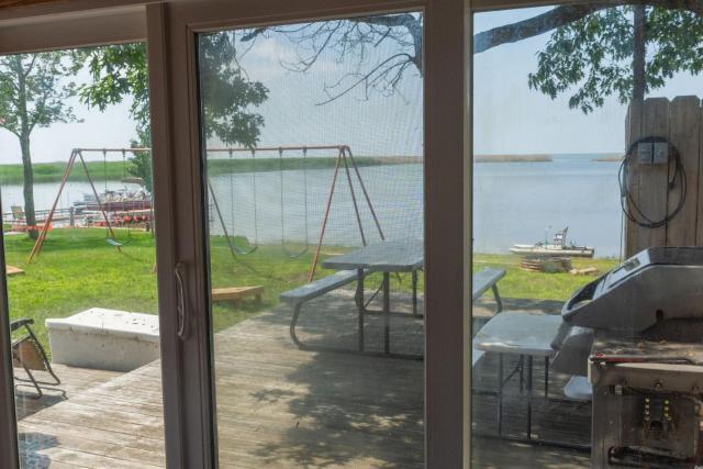 Cozy Cove Resort — photo 11