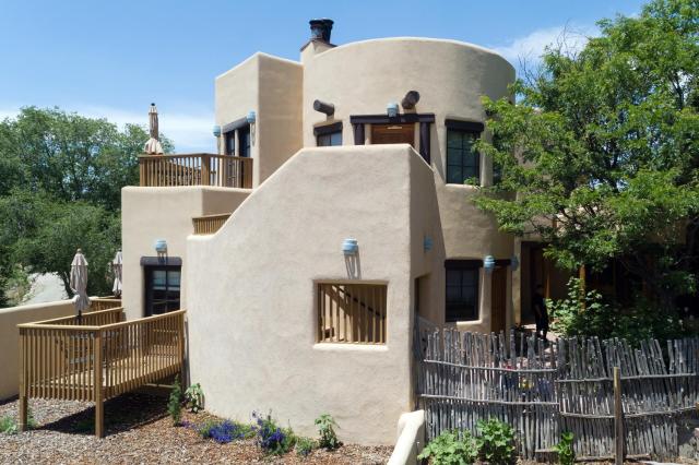 Inn on La Loma Plaza — photo 22