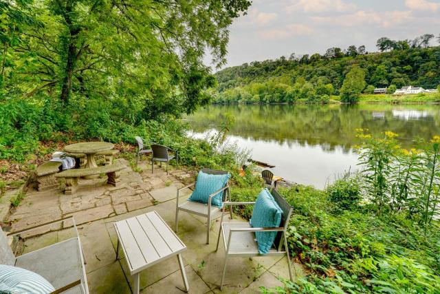 Riverstone 1730 Luxury Riverfront B&B — photo 1
