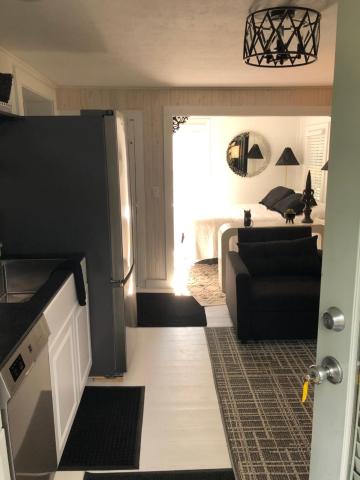 18 Vine Inn & Carriage House — photo 24