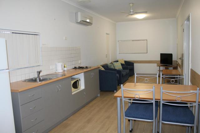Mandurah Ocean Marina Chalets — photo 18