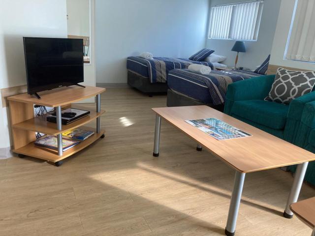 Mandurah Ocean Marina Chalets — photo 19