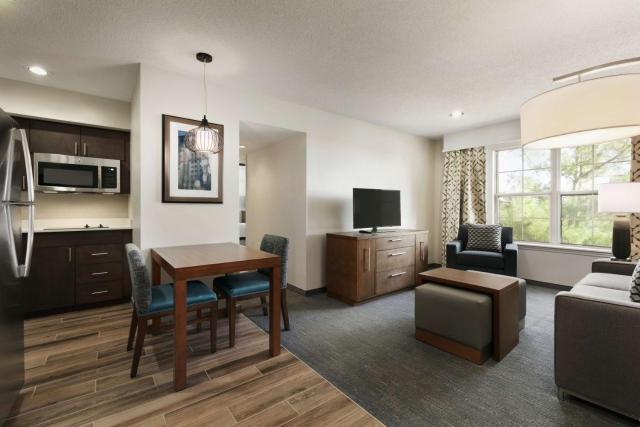 Homewood Suites by Hilton Kansas City Airport — photo 19