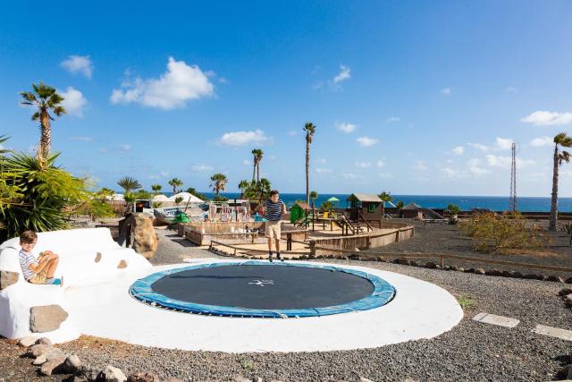 Finca De Arrieta Village - Yurts and Stone Cottages - Shared Pool - Walking distance to Arrieta Beach - Off Grid — photo 14