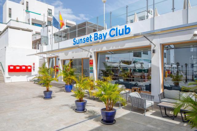 Sunset Bay Club — photo 22