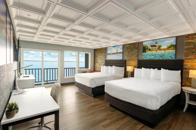 Terrace Bay Hotel - Lakefront — photo 10