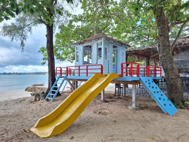 Banana Beach Resort — photo 2