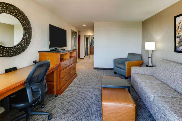 Drury Inn & Suites Phoenix Airport — photo 21
