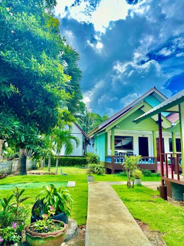 Lanta L.D. Beach Bungalow — photo 18