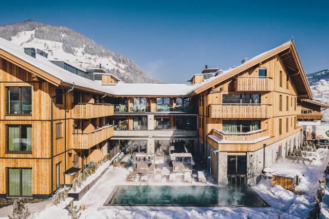 Elements Resort Zell am See — photo 21