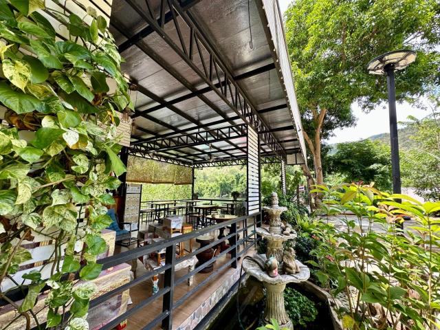 ชอว์ งาทอง รีสอร์ต Chor Ngar Thong Erawan Kanchanaburi — photo 22