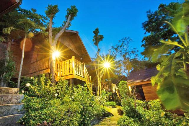 The Cobble Beach Hotel- Phi Phi Island — photo 13