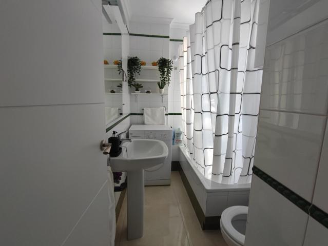 Hercules Paradise 531 - Mediterranean Sea View Terrace - Resort Pools & Gardens - 10 Min Beach - Central Benalmadena - Train to Airport & Malaga - Fast Private WiFi - Remote Work and FireTV ready — photo 3