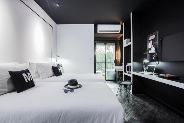 Blu Monkey Hub and Hotel Phuket Town- Free All Day Coworking space — photo 2