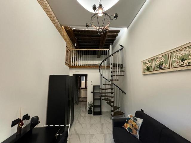 Venus Two-Floored Stylish Apartment in the City Center — photo 1