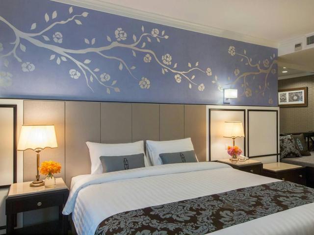 Sara's Hotel — photo 24
