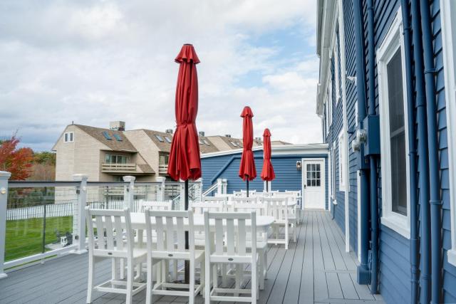 935 Ocean, a Beachside Inn — photo 17
