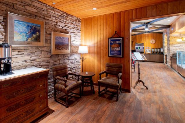 Mt. Lemmon Lodge — photo 16