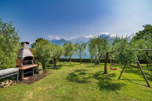 Bellagio Village - Holiday Apartments by the Lake - Seasonal Warm Pool and Sauna — photo 22