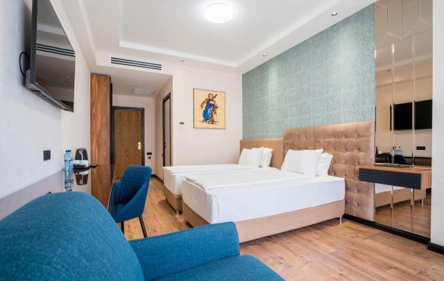 Olympus Hotel By Umbrella — photo 15