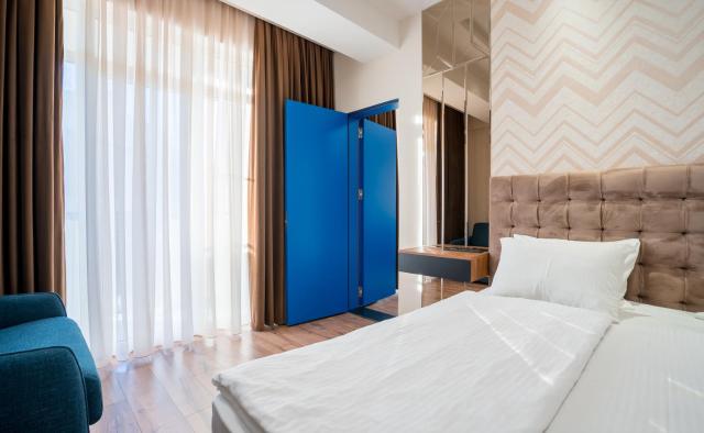 Olympus Hotel By Umbrella — photo 22