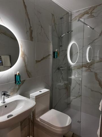 53 Luxury Rooms — photo 8