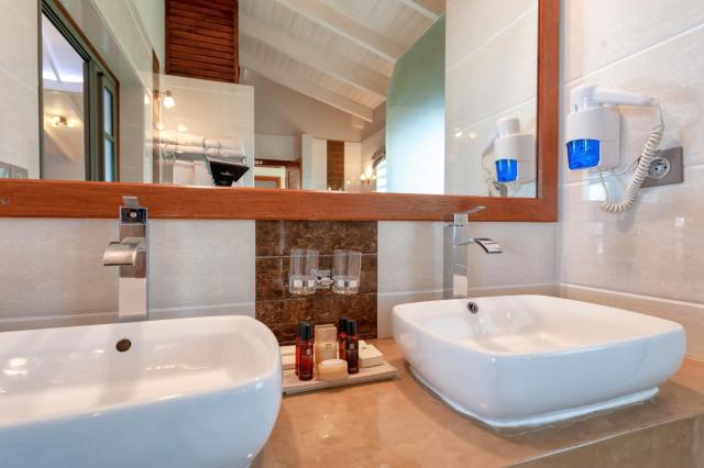 Palm Beach Island Resort & Spa — photo 23