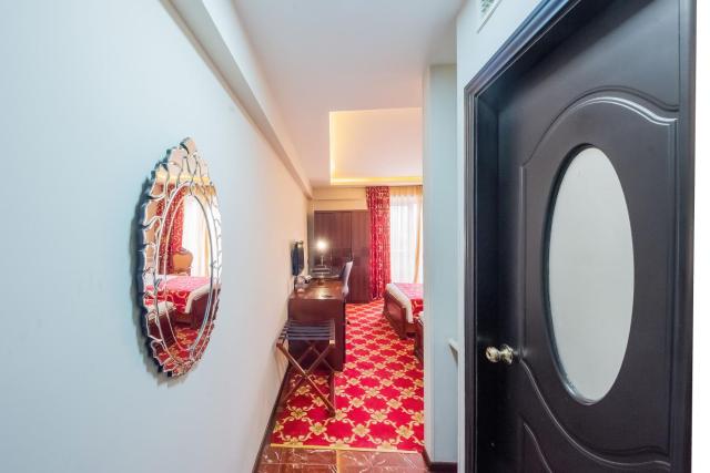 Cron Palace kosher Tbilisi Hotel — photo 12