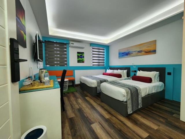 The Hive Beach — photo 12