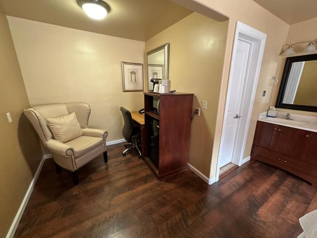 Abram Inn & Suites — photo 12
