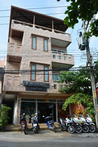 Nirvana Guesthouse — photo 13