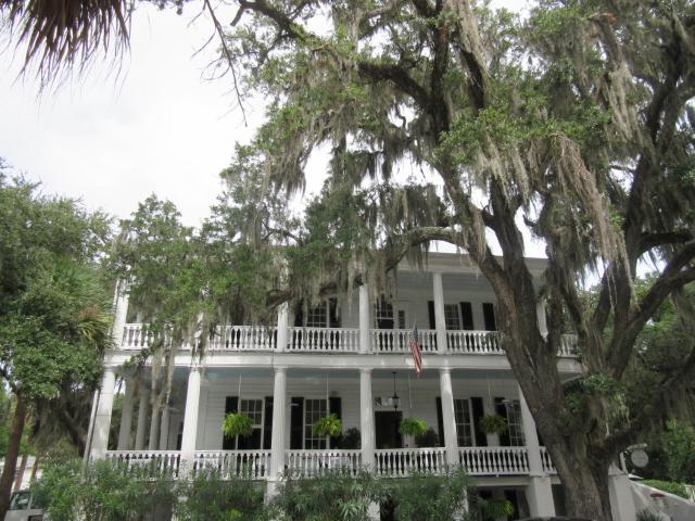 Rhett House — photo 5