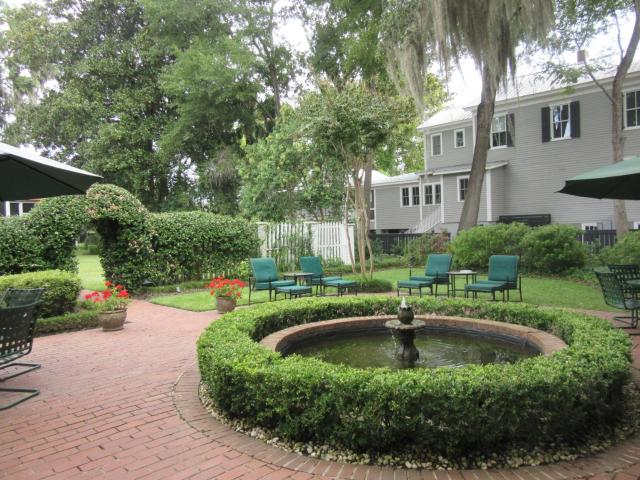 Rhett House — photo 11