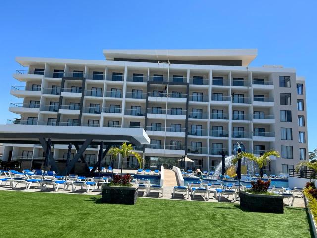 High Garden Grand Hotel — photo 1