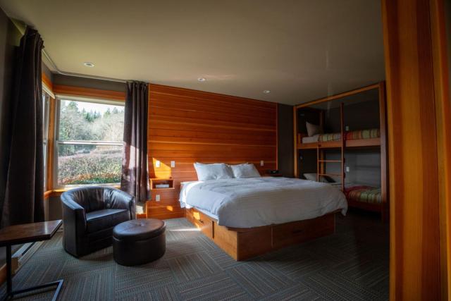 Inn of the White Salmon — photo 1