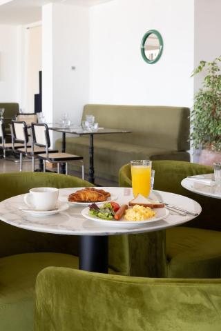 Castor & Pollux Hotel — photo 11
