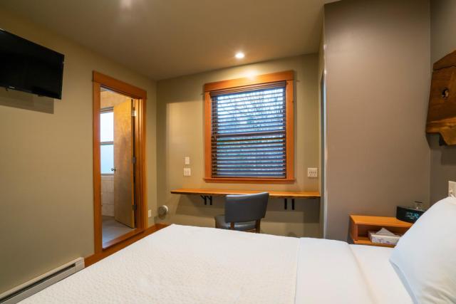 Inn of the White Salmon — photo 24