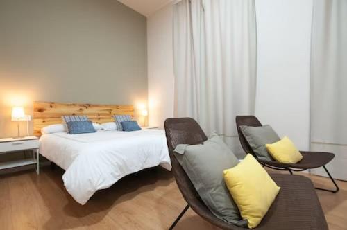 Triana 103 Rooms & Suites — photo 16