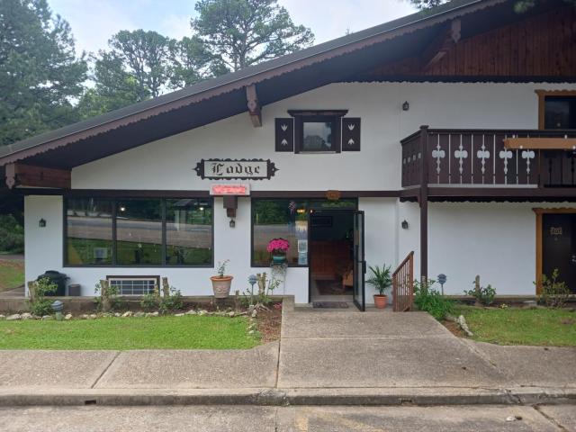Bavarian Inn Motel — photo 12