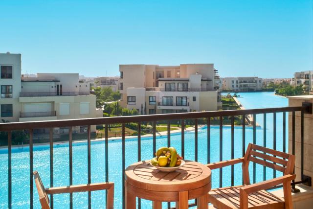 Premier Room Lagoon View — Marassi Boutique Hotel-Blanca