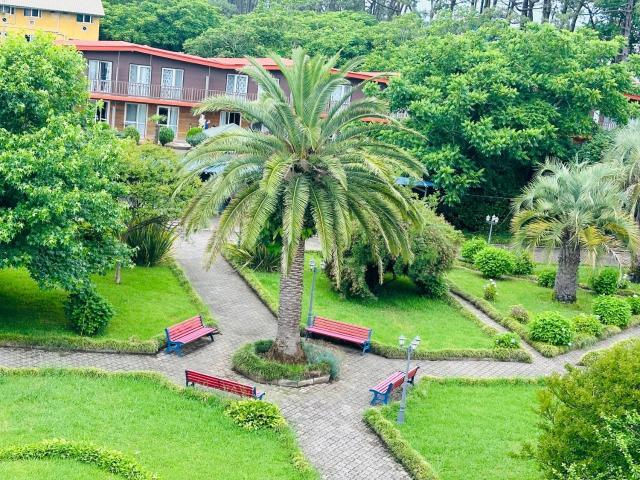 Claude Monet beach hotel — photo 20