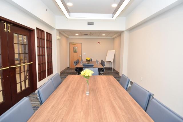 Holiday Inn Express Syracuse Airport by IHG — photo 13