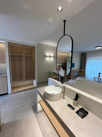Mediterranean Sea Top Floor — photo 2