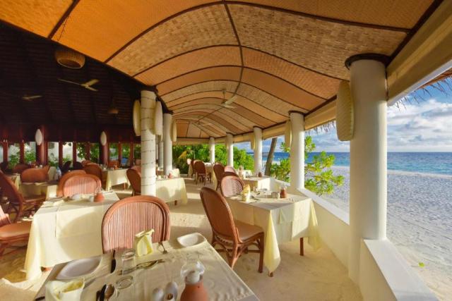 Angaga Island Resort & Spa — photo 11