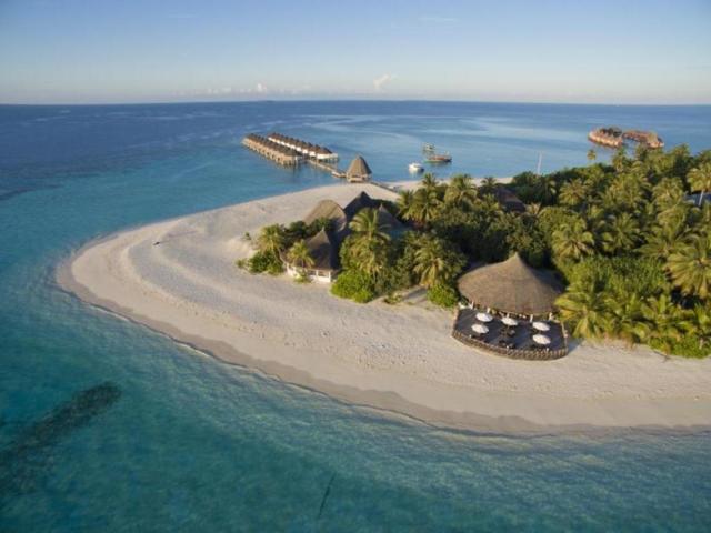 Angaga Island Resort & Spa — photo 18